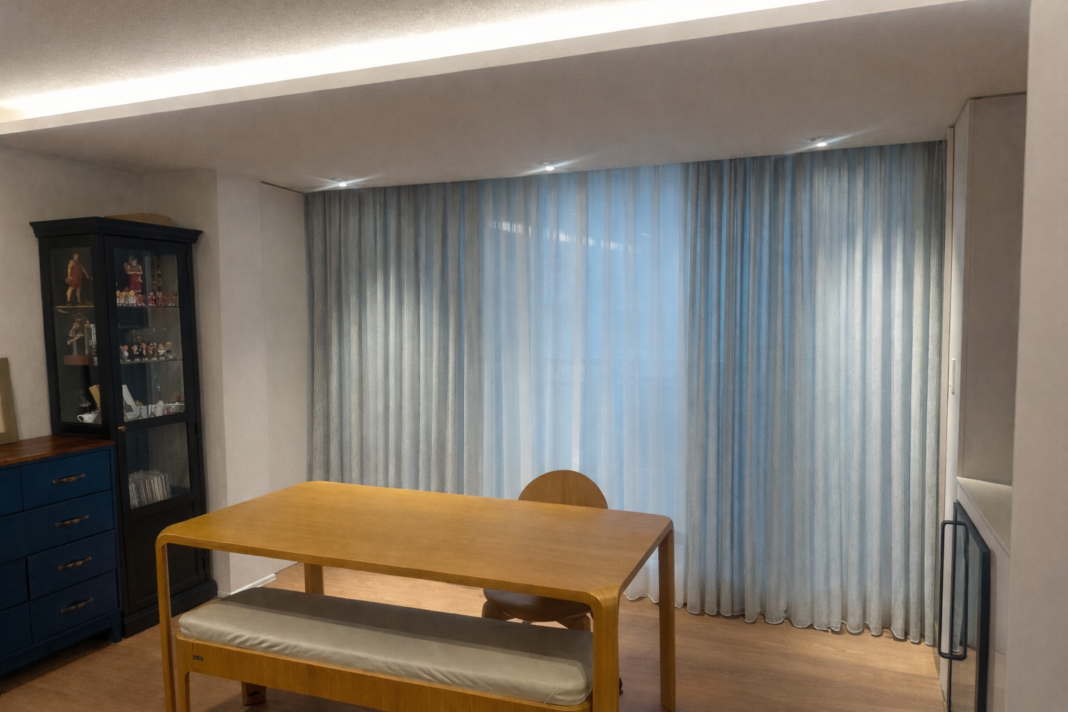 다이닝룸 드레이프